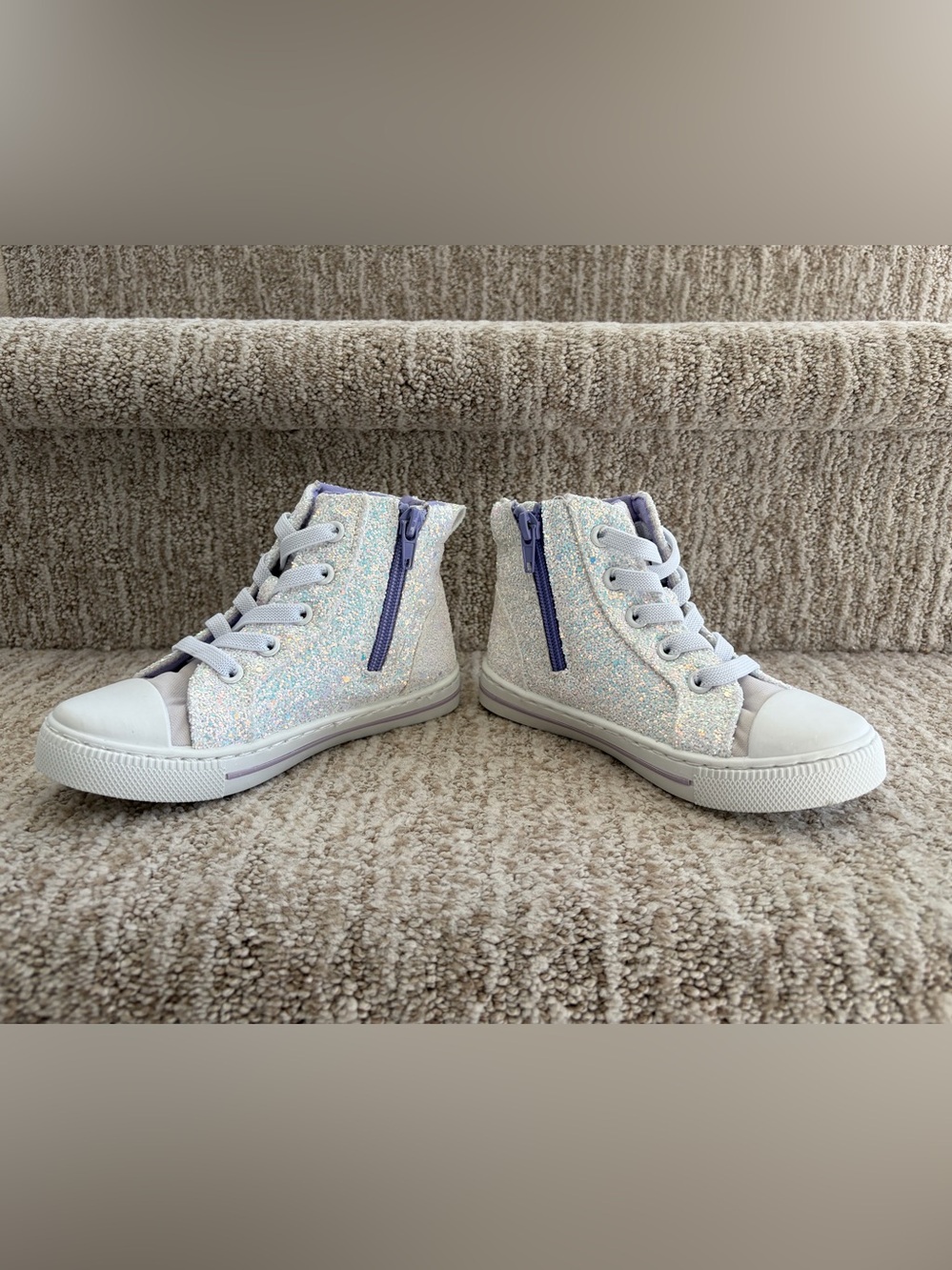 Little Girls Canvas Sneakers White Glitter Sequin High-Top Shoes. Size 11. - Picture 3 of 8
